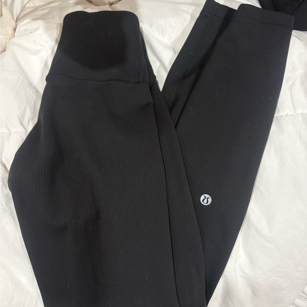 Never worn wunder train ribbed HR tight!